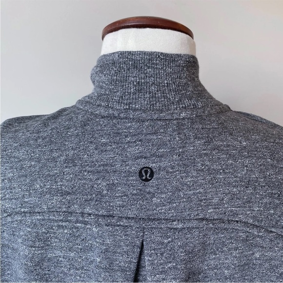 LULULEMON Pleat to Street Bomber Jacket Heathered Gray Pockets Size 8 - Picture 4 of 9